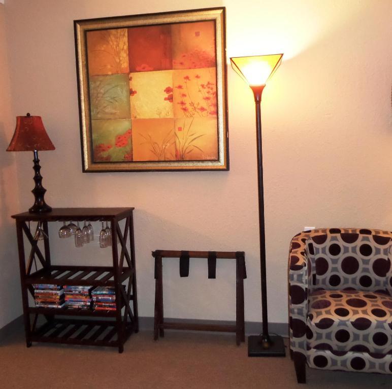 Eureka Suites Eureka Springs Δωμάτιο φωτογραφία